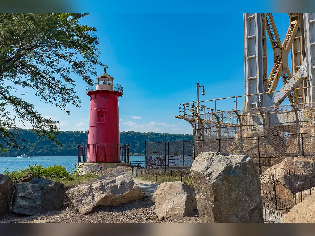 Vista de Little Red Lighthouse