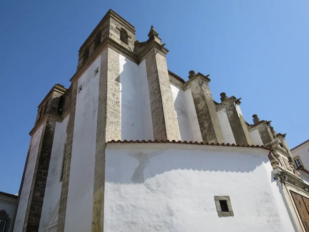 Vista de Igreja de São Tiago
