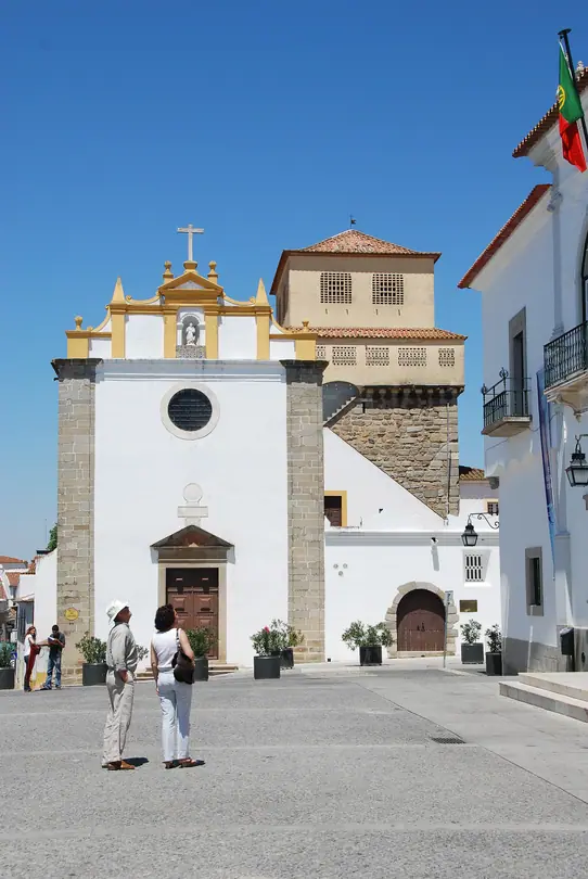Vista de Igreja do Salvador