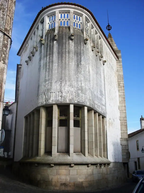 Vista de Salão Central Eborense