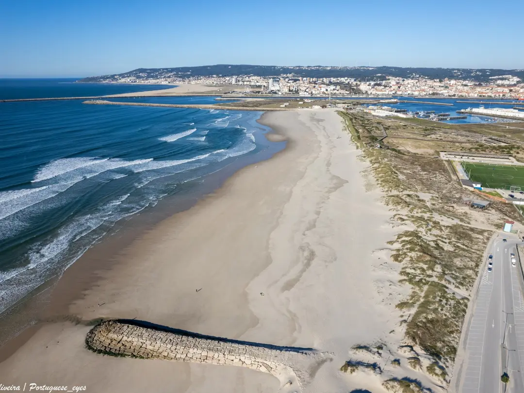 Vista de Praia da Cova-Gala