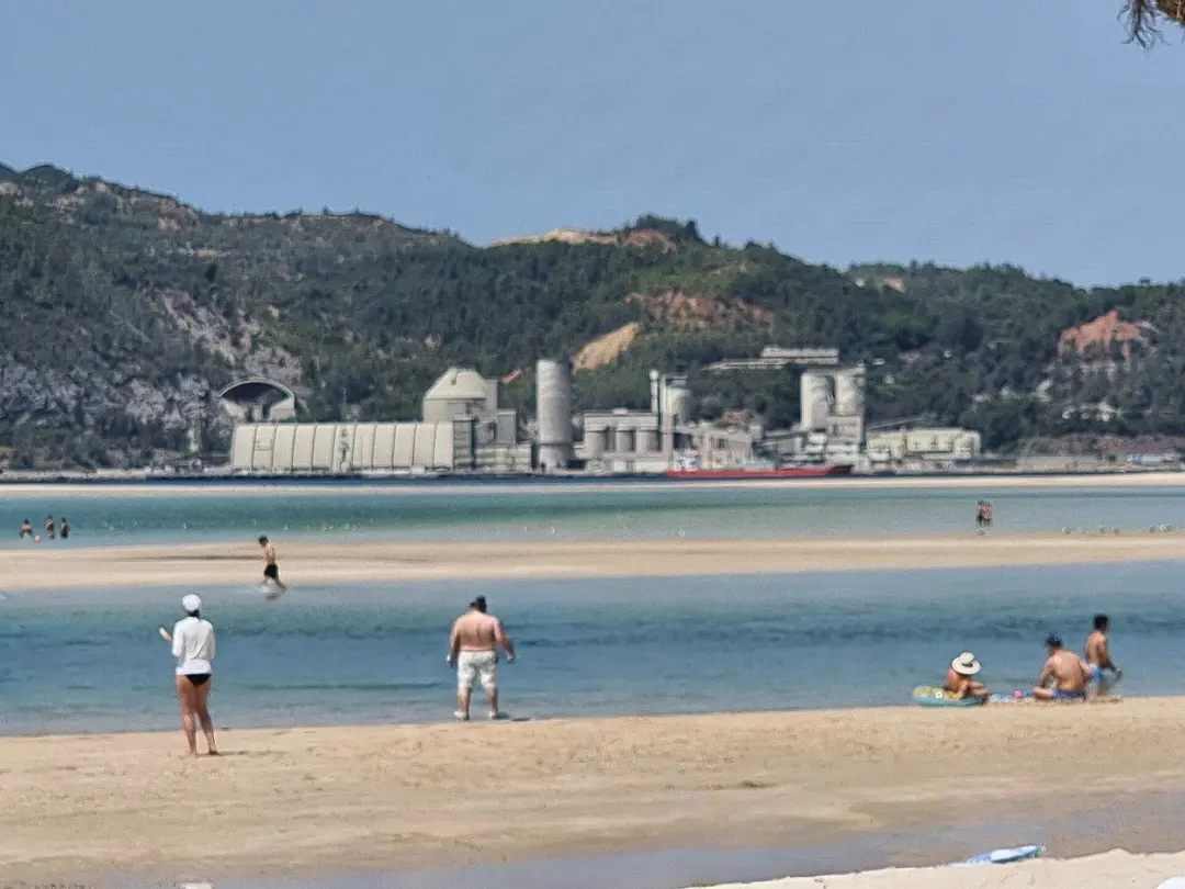 Vista de Praia Tróia-Bico das Lulas