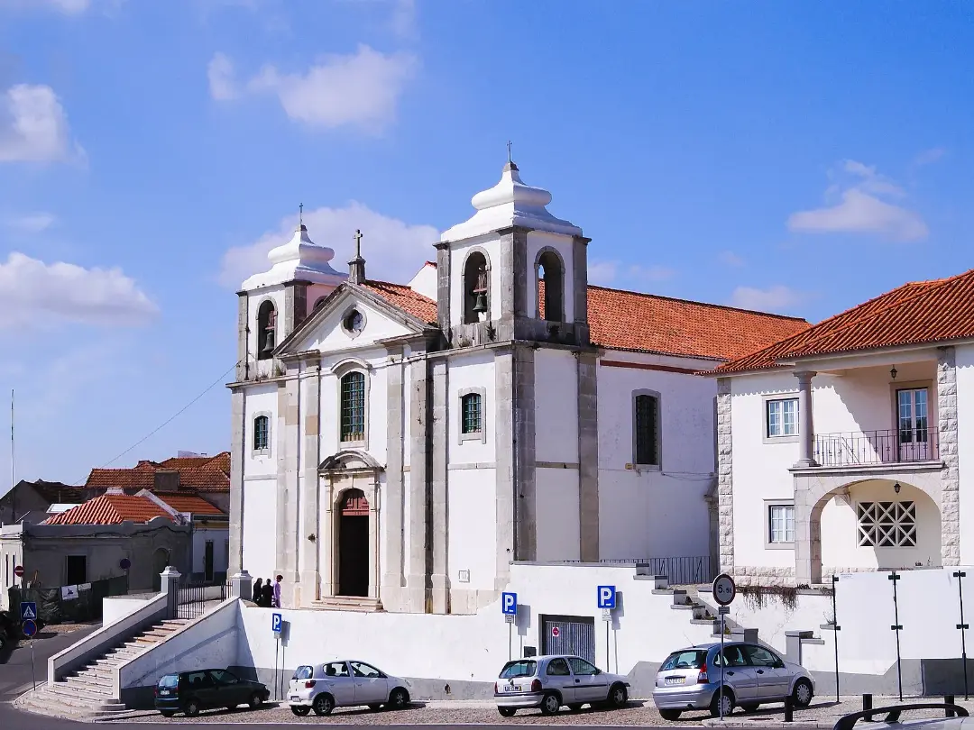 Vista de Igreja Matriz de São Pedro