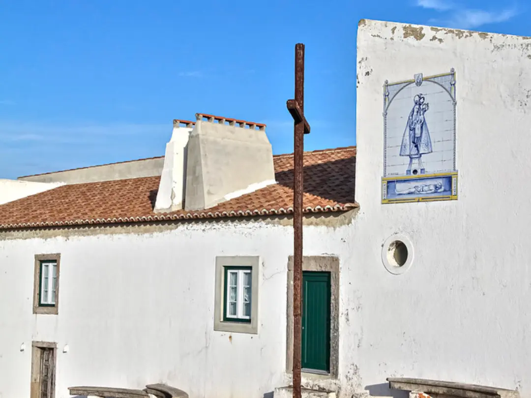 Vista de Igreja de Nossa Senhora da Ajuda