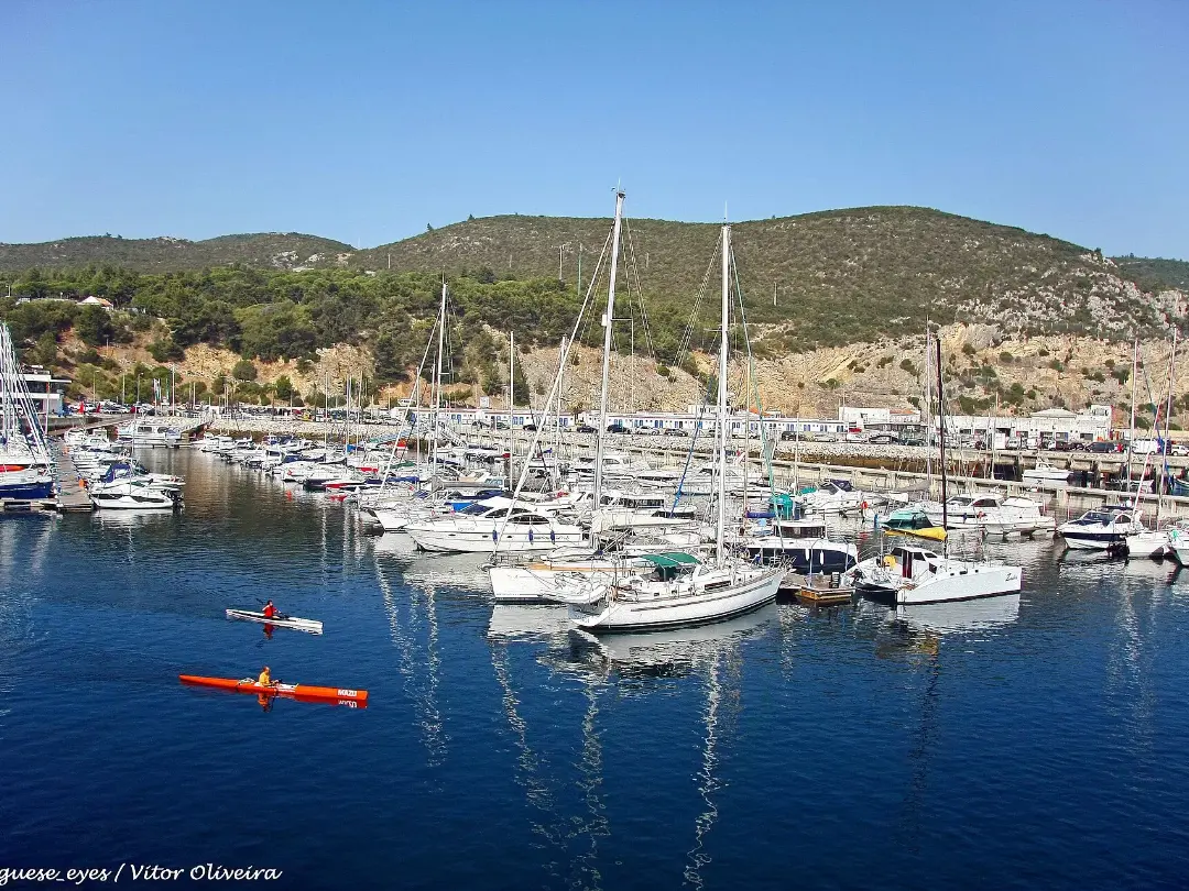 Vista de Marina do Clube Naval de Sesimbra