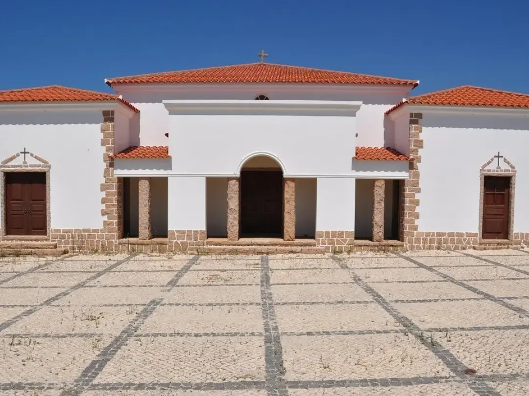 Vista de Igreja da Azóia