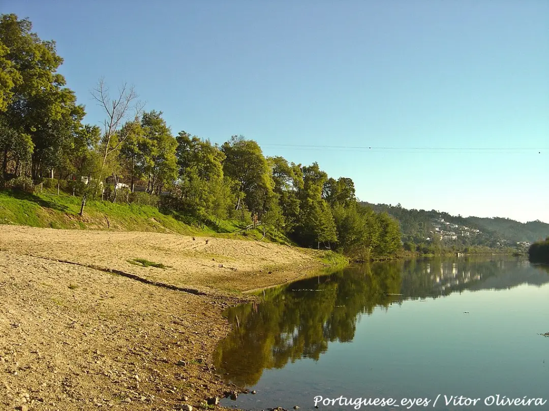 Vista de Praia Fluvial dos Montes
