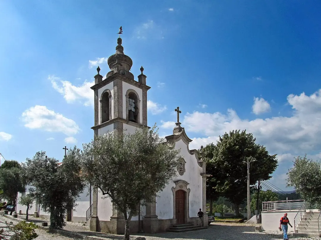 Vista de Igreja Matriz - Santo Isidoro