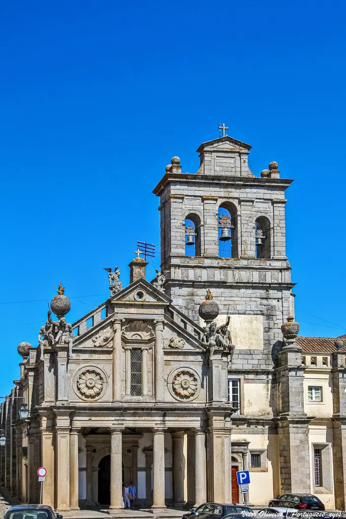 Vista de Igreja da Graça em Évora