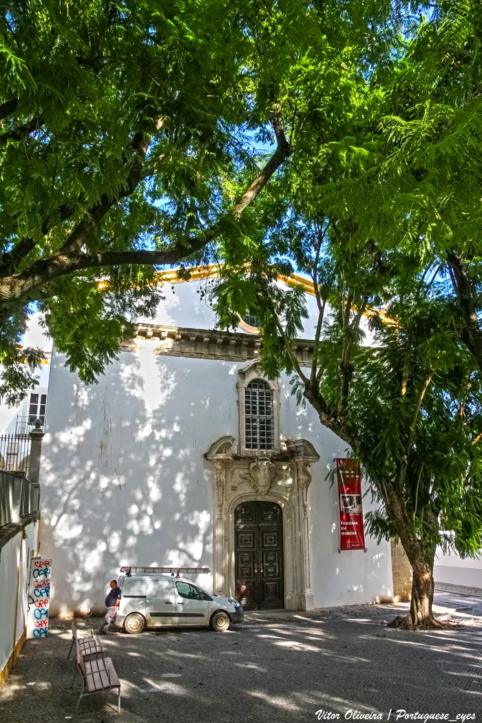 Vista de Igreja da Misericórdia em Évora